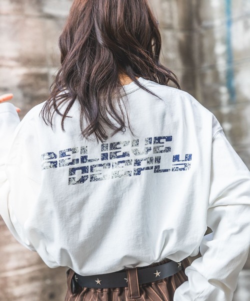 PBLIM(ページボーイリム)の「《UNISEX》スプレーロゴロンT(Tシャツ/カットソー・レディース・ベージュ/ブラック/ホワイト・MEDIUM/LARGE)」の13枚目の写真