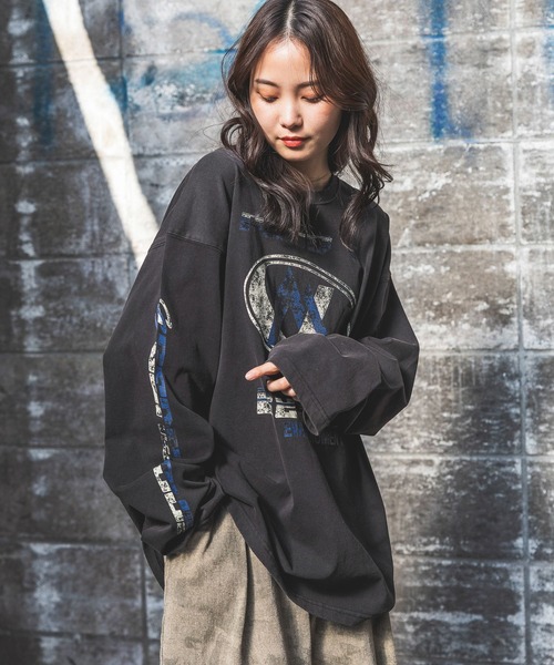 PBLIM(ページボーイリム)の「《UNISEX》スプレーロゴロンT(Tシャツ/カットソー・レディース・ベージュ/ブラック/ホワイト・MEDIUM/LARGE)」の16枚目の写真