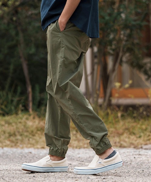 CAMBIO（カンビオ）の「mp13285-Garment Dye Nylon Pants ナイロンパンツ（その他パンツ・メンズ・スモーク/オリーブ・S/M/L）」の19枚目の写真