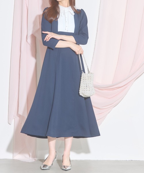 tocco closet(トッコ クローゼット)の「【ZOZO限定】レース襟×リボン配色ヨークワンピース(ワンピース・レディース・ネイビー/ライトベージュ・M)」の19枚目の写真
