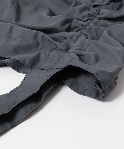 SMELLY（スメリー）の「ナイロンギャザートート（トートバッグ・レディース・チャコールグレー/ライトグレー・-）」の17枚目の写真