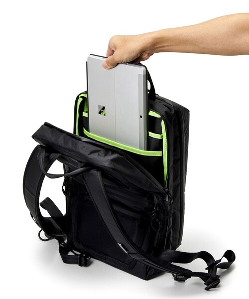 beruf baggage（ベルーフバゲッジ）の「【beruf baggage/ベルーフ バゲッジ】URBAN EXPLORER NARROW 17XP（バックパック/リュック・メンズ・ブラック・FREE）」の12枚目の写真