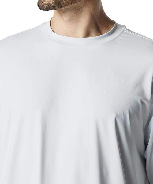 UNDER ARMOUR（アンダーアーマー）の「【ZOZOTOWN販路限定】UAアイソチル オーバーサイズド ショートスリーブ Tシャツ（ライフスタイル/メンズ/レディース）（Tシャツ/カットソー・メンズ・グレー系その他・S/2XL/XL/3XL/L/M）」の14枚目の写真
