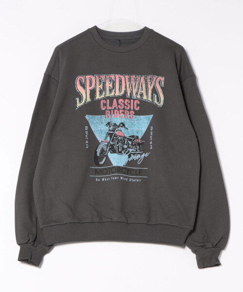 Revo.（レボ）の「ヴィンテージライク レトロ バンドプリント モーターサイクルプリント オーバーサイズ 裏毛 スウェット プルオーバー（スウェット・メンズ・ブラック系その他/チャコールグレー/ブラック/グレー系その他・M/L/XL）」の4枚目の写真