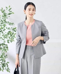 a.v.v（アーヴェヴェ）の「【洗える/ストレッチ/UVカット】麻調ストレッチキーネックジャケット（ノーカラージャケット）」