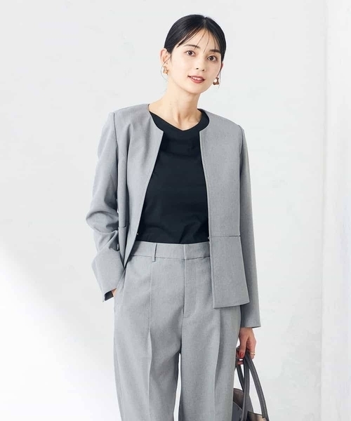 a.v.v（アーヴェヴェ）の「【洗える/ストレッチ/UVカット】麻調ストレッチキーネックジャケット（ノーカラージャケット・レディース・グレー/ネイビー/ベージュ・36/38/42/40/34）」の22枚目の写真