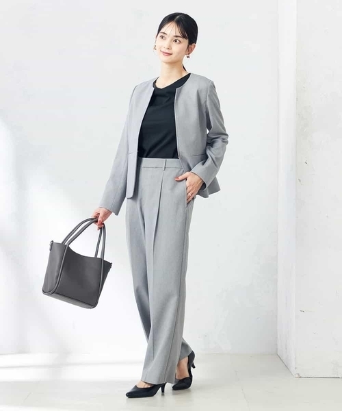 a.v.v（アーヴェヴェ）の「【洗える/ストレッチ/UVカット】麻調ストレッチキーネックジャケット（ノーカラージャケット・レディース・グレー/ネイビー/ベージュ・36/38/42/40/34）」の17枚目の写真