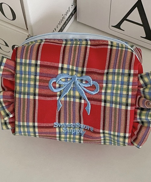 レア‼️Kitty フルーツ柄ポーチ チェック りんごチャーム付き レア