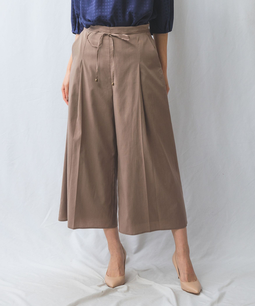 NARACAMICIE（ナラカミーチェ）の「【NARACAMICIE】【セットアップ対応】ポリ麻ワイドパンツ（その他パンツ・レディース・ブラウン/ネイビー・M/L）」の2枚目の写真