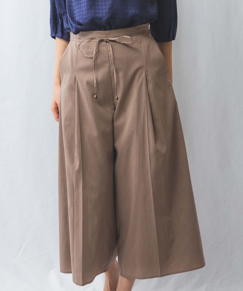 NARACAMICIE（ナラカミーチェ）の「【NARACAMICIE】【セットアップ対応】ポリ麻ワイドパンツ（その他パンツ・レディース・ブラウン/ネイビー・M/L/XL）」の13枚目の写真
