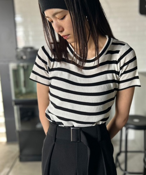 Kotoe（コトエ）の「リブ ボーダートップス コンパクトシルエット ミニT（Tシャツ/カットソー・レディース・ブラック/ホワイト/ピンク/パープル・FREE）」の5枚目の写真