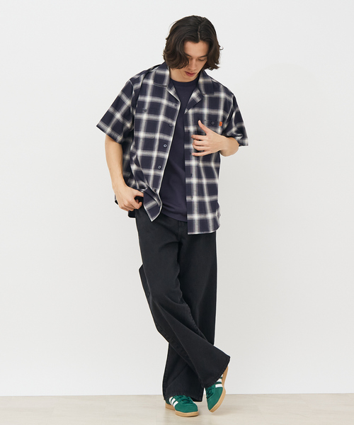 UNIVERSAL OVERALL(ユニバーサルオーバーオール)の「【UNIVERSALOVERALL / ユニバーサルオーバーオール】OPEN COLLAR SHIRT/半端袖オープンカラーシャツ(シャツ/ブラウス・メンズ・ホワイト系その他/ブルー系その他/グリーン系その他・M/L)」の4枚目の写真
