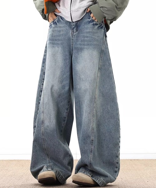 WESTBOY(ウエストボーイ)の「カーブデニムパンツ/ワイドデニムパンツ WO25S9PT05【WB ORIGINALS】(デニムパンツ・メンズ・ブルー・L/M/XL)」の3枚目の写真