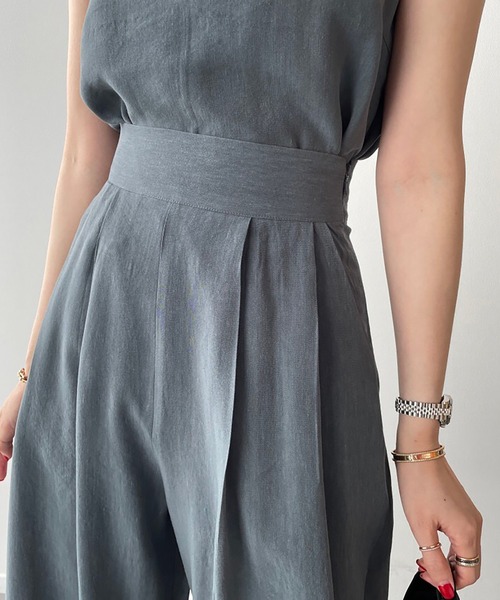 LAFFMO(ラフモ)の「セットアップ ノースリーブトップス&ハイウエストタックフレアパンツ(セットアップ・レディース・グレー/ベージュ/モカ/ブラック・F)」の21枚目の写真