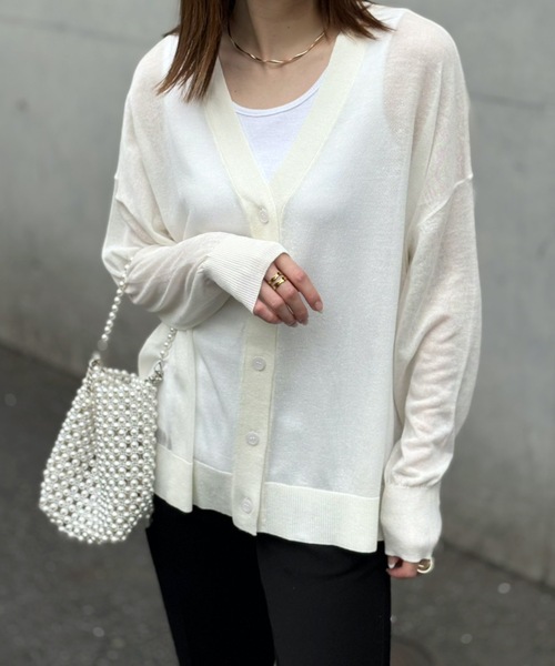 Emma Taylor（エマテイラー）の「リネンシアーオーバーカーディガン（カーディガン/ボレロ・レディース・ブラック/ホワイト・FREE）」の4枚目の写真