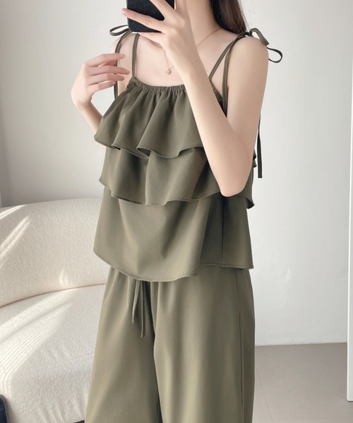 ABITOKYO(アビトーキョー)の「ペプラムフリルキャミソールセットアップ(セットアップ・レディース・ネイビー/カーキ/ベージュ・M/L/XL)」の12枚目の写真