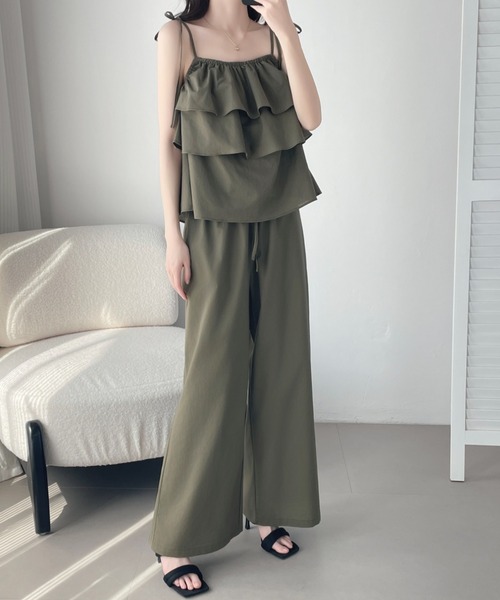 ABITOKYO(アビトーキョー)の「ペプラムフリルキャミソールセットアップ(セットアップ・レディース・ネイビー/カーキ/ベージュ・M/L/XL)」の6枚目の写真