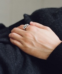 WYM LIDNM（ウィム バイ リドム）の「TWIST RING / FLUX EDGE RING / KNOT RING / DROPLET RING / LEAF EDGE RING（リング）」