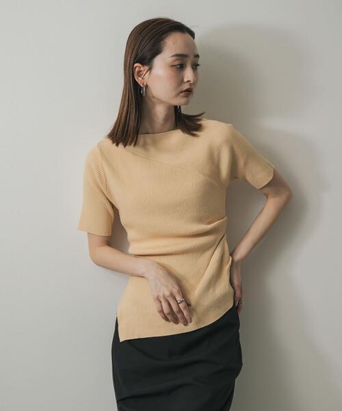 SENSE OF PLACE by URBAN RESEARCH(センスオブプレイスバイアーバンリサーチ)の「アシメネックセーター(半袖)(ニット/セーター・レディース・ブラック/オフホワイト/チャコールグレー/ベージュ・ONE)」の13枚目の写真