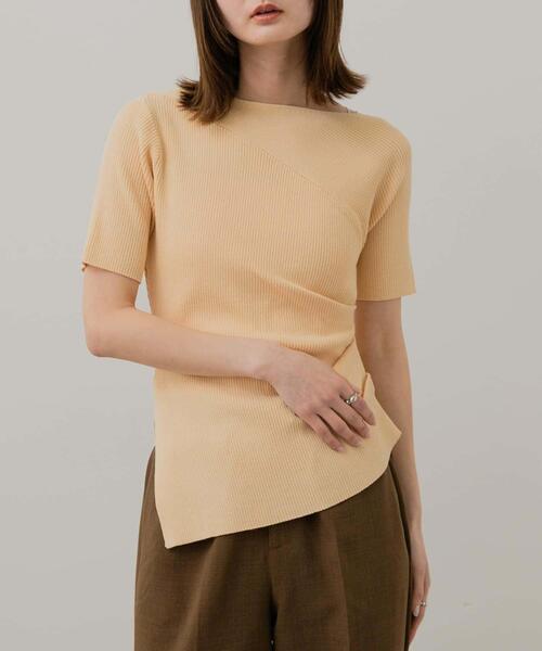 SENSE OF PLACE by URBAN RESEARCH(センスオブプレイスバイアーバンリサーチ)の「アシメネックセーター(半袖)(ニット/セーター・レディース・ブラック/オフホワイト/チャコールグレー/ベージュ・ONE)」の9枚目の写真