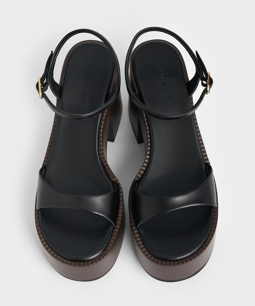 CHARLES & KEITH(チャールズ & キース)の「アンクルストラップ プラットフォームサンダル(サンダル・レディース・ホワイト/ブラック/ブラウン・23cm/22.5cm/25cm/24.5cm/23.5cm/26.5cm/25.5cm)」の7枚目の写真
