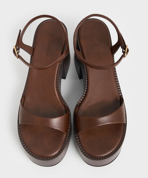 CHARLES & KEITH(チャールズ & キース)の「アンクルストラップ プラットフォームサンダル(サンダル・レディース・ホワイト/ブラック/ブラウン・23cm/22.5cm/25cm/24.5cm/23.5cm/26.5cm/25.5cm)」の11枚目の写真