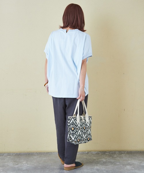 CUBE SUGAR(キューブシュガー)の「21/-シルケット風天竺接触冷感切替ドルマンTシャツ(Tシャツ/カットソー・レディース・サックスブルー/ホワイト/ブラック/オートミール・M)」の12枚目の写真