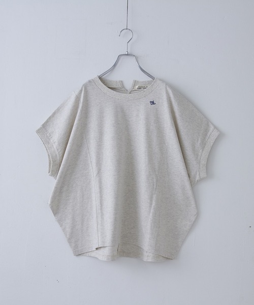 CUBE SUGAR(キューブシュガー)の「21/-シルケット風天竺接触冷感切替ドルマンTシャツ(Tシャツ/カットソー・レディース・サックスブルー/ホワイト/ブラック/オートミール・M)」の7枚目の写真