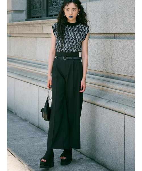 MURUA（ムルーア）の「【セットアップ対応】チェーンベルトサスペンダーパンツ（スラックス・レディース・グレー/ブラック/ベージュ・1/2）」の2枚目の写真