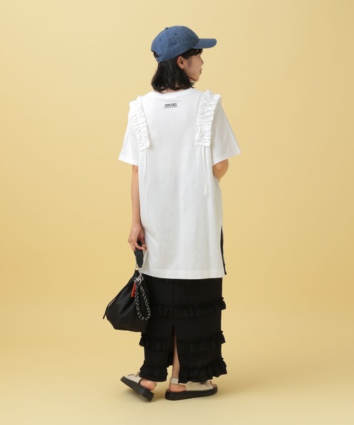 LEPSIM（レプシィム）の「【産前・産後対応】マタニティ／リメイクフリルチュニックワンピース　497058（マタニティウェア/グッズ・レディース・チャコールグレー/オフホワイト/ブルー・FREE）」の5枚目の写真