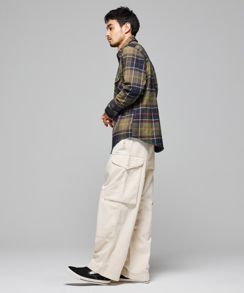 KRIFF MAYER（クリフメイヤー）の「ビエラチェック長袖シャツ（シャツ/ブラウス・メンズ・レッド/カラフル/チャコール/オリーブ/ナチュラル・MEDIUM/LARGE/X-LARGE）」の13枚目の写真