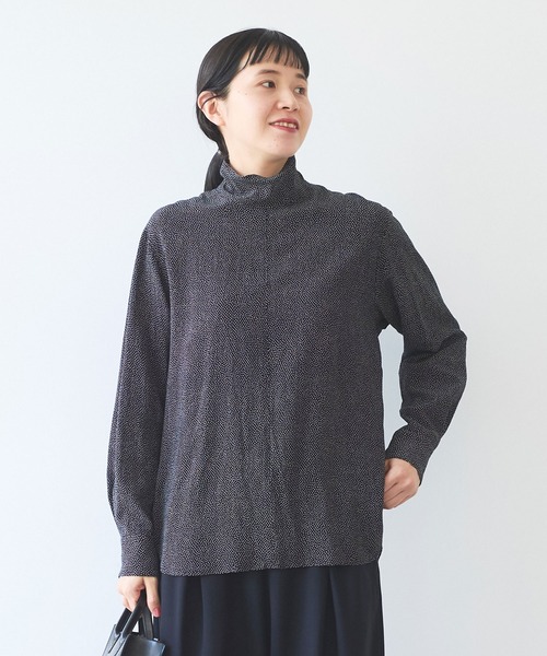 yuni(ユニ )の「dot print high neck ブラウス(シャツ/ブラウス・レディース・ブラック系その他2/ブラック系その他/ブラック系その他3・FREE)」の5枚目の写真