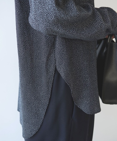 yuni(ユニ )の「dot print high neck ブラウス(シャツ/ブラウス・レディース・ブラック系その他2/ブラック系その他/ブラック系その他3・FREE)」の20枚目の写真