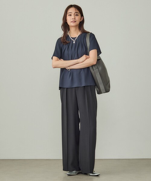 INDIVI(インディヴィ)の「【UVケア】タックブラウス(シャツ/ブラウス・レディース・ピンク/ホワイト/ネイビー・40/38/36/19/15 /13/05/03)」の14枚目の写真