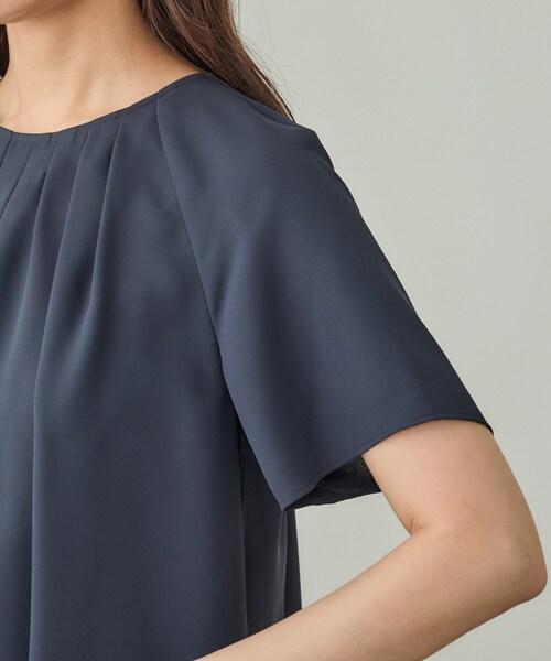 INDIVI(インディヴィ)の「【UVケア】タックブラウス(シャツ/ブラウス・レディース・ピンク/ホワイト/ネイビー・40/38/36/19/15 /13/05/03)」の22枚目の写真