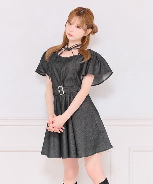 apres jour(アプレジュール)の「リボンネックデニムミニワンピース(ワンピース・レディース・ブラック/インディゴブルー・X-LARGE/フリー)」の2枚目の写真