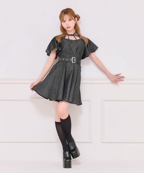 apres jour(アプレジュール)の「リボンネックデニムミニワンピース(ワンピース・レディース・ブラック/インディゴブルー・X-LARGE/フリー)」の7枚目の写真