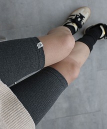 YENNA(イェンナ)の【バイカーリブパンツ/ハーフレギンス】ストレッチ素材(レギンス/スパッツ)