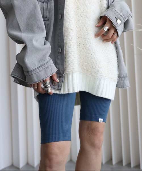 YENNA（イェンナ）の「【バイカーリブパンツ/ハーフレギンス】カプリパンツ / バミューダパンツ / ストレッチ素材（レギンス/スパッツ・レディース・ブラウン/グリーン/ブラック/ブルー/グレー/アイボリー・FREE）」の21枚目の写真