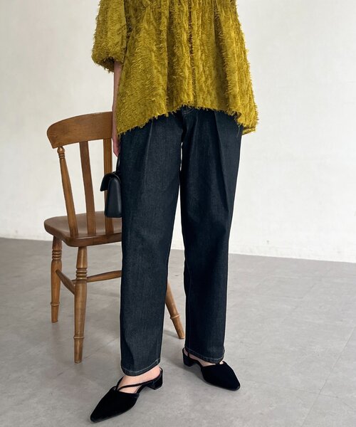 Chez toi(シェトワ)の「タックデニム(デニムパンツ・レディース・インディゴブルー/ブラック・FREE)」の3枚目の写真