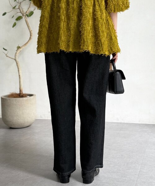 Chez toi(シェトワ)の「タックデニム(デニムパンツ・レディース・インディゴブルー/ブラック・FREE)」の11枚目の写真