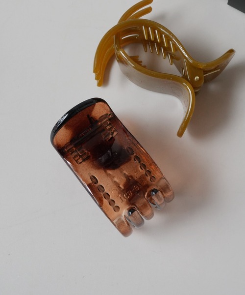 Port(ポート)の「【 Port / ポート 】 カーブ ミニ ヘアクリップ #(バレッタ/ヘアクリップ・レディース・レッド/ホワイト/マルチ/ベージュ/ブラウン/ワインレッド/クリアブラウン/グリーン系その他/ブラック/ブラウン系その他・FREE)」の5枚目の写真