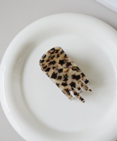 Port(ポート)の「【 Port / ポート 】 カーブ ミニ ヘアクリップ #(バレッタ/ヘアクリップ・レディース・レッド/ホワイト/マルチ/ベージュ/ブラウン/ワインレッド/クリアブラウン/グリーン系その他/ブラック/ブラウン系その他・FREE)」の11枚目の写真