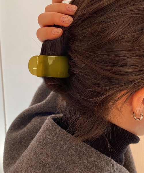 Port(ポート)の「【 Port / ポート 】 カーブ ミニ ヘアクリップ #(バレッタ/ヘアクリップ・レディース・レッド/ホワイト/マルチ/ベージュ/ブラウン/ワインレッド/クリアブラウン/グリーン系その他/ブラック/ブラウン系その他・FREE)」の17枚目の写真