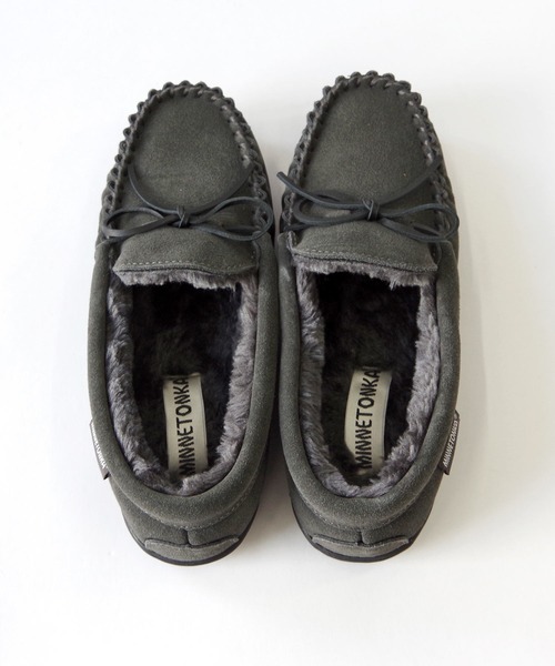 Minnetonka（ミネトンカ）の「MINNETONKA（ミネトンカ） / 本革 スエード ボアモカシンシューズ CADENCE CLASSIC TRAPPER（モカシン/デッキシューズ・レディース・ブラック/チャコールグレー/ベージュ・6/7/8/9/5）」の22枚目の写真
