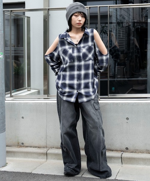 WEGO（ウィゴー）の「WEGO/オープンショルダーチェックBIGシャツ（シャツ/ブラウス・レディース・ネイビー/ブラック・FREE）」の9枚目の写真