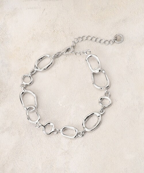 OPAQUE.CLIP(オペークドットクリップ)の「変型チェーンブレスレット(ブレスレット・レディース・ゴールド/シルバー・00)」の1枚目の写真