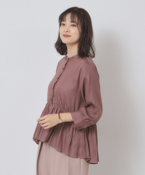 ITS'DEMO（イッツデモ）の「【手洗い可】サテンペプラムブラウス（シャツ/ブラウス・レディース・ナチュラル/ブラウン系/ブルー/ベビーピンク・00）」の8枚目の写真