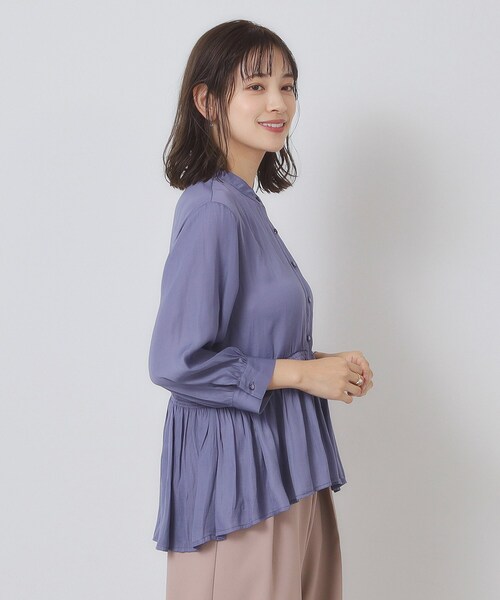 ITS'DEMO（イッツデモ）の「【手洗い可】サテンペプラムブラウス（シャツ/ブラウス・レディース・ナチュラル/ブラウン系/ブルー/ベビーピンク・00）」の20枚目の写真