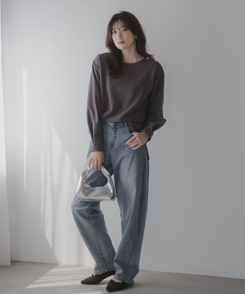 slattgir（スラットジール）の「高身長　肩ボタンデザインプルオーバー（トールサイズ）Essenave（Tシャツ/カットソー・レディース・ブラック/チャコール・TLL/TM/TL/T3L/T4L/T5L）」の4枚目の写真